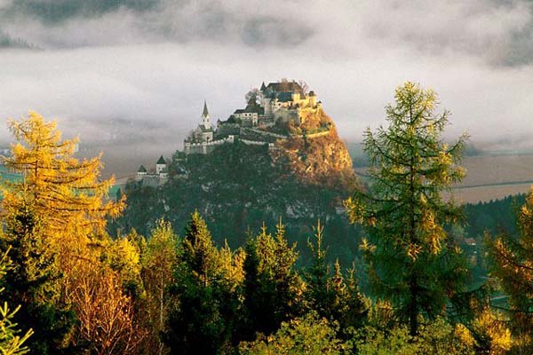 Strandpension Waldperle - Ausflugsziele Burg Hochosterwitz